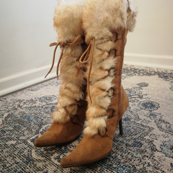 Camel colored Tall heel boots size 7.5 - Picture 3 of 7